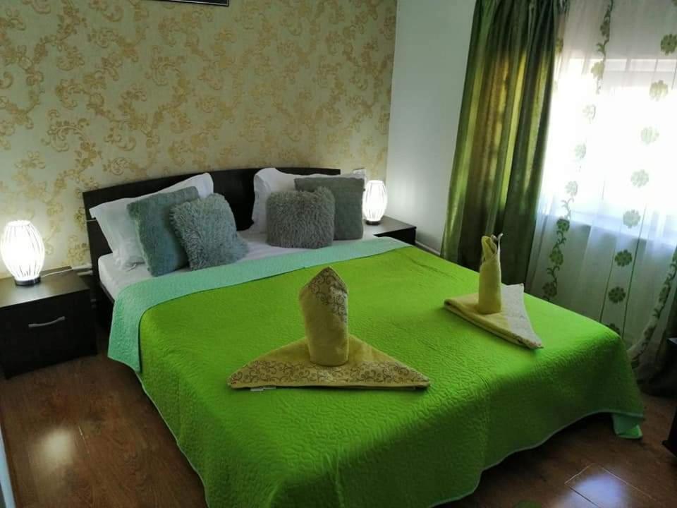 מלון קריובה Casa Regala Ear מראה חיצוני תמונה
